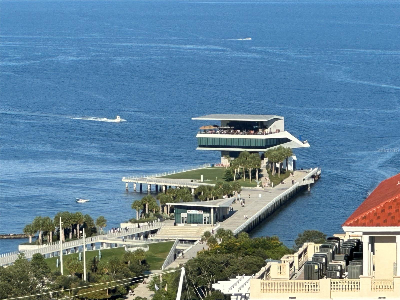 REGENT LANE - Residential