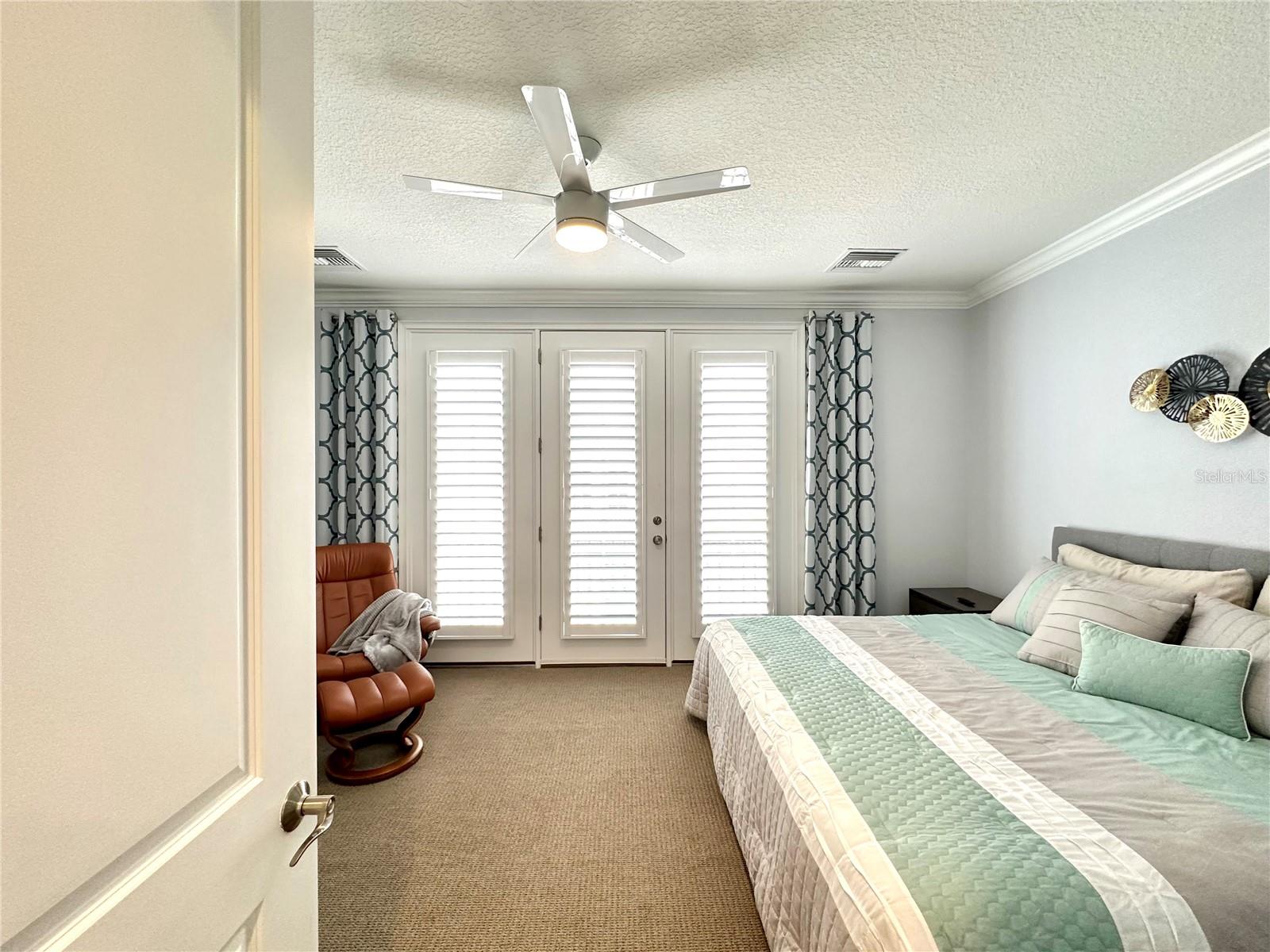 REGENT LANE - Residential