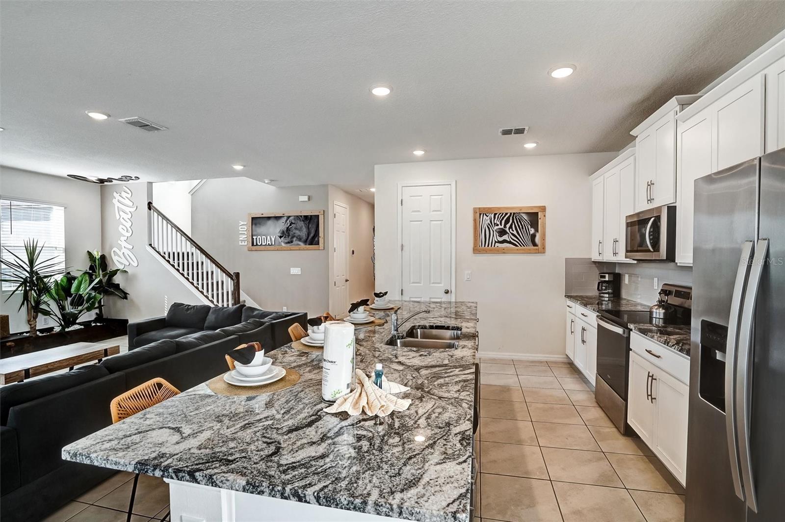 SOLARA RESORT VACATION VILLAS REP - Residential