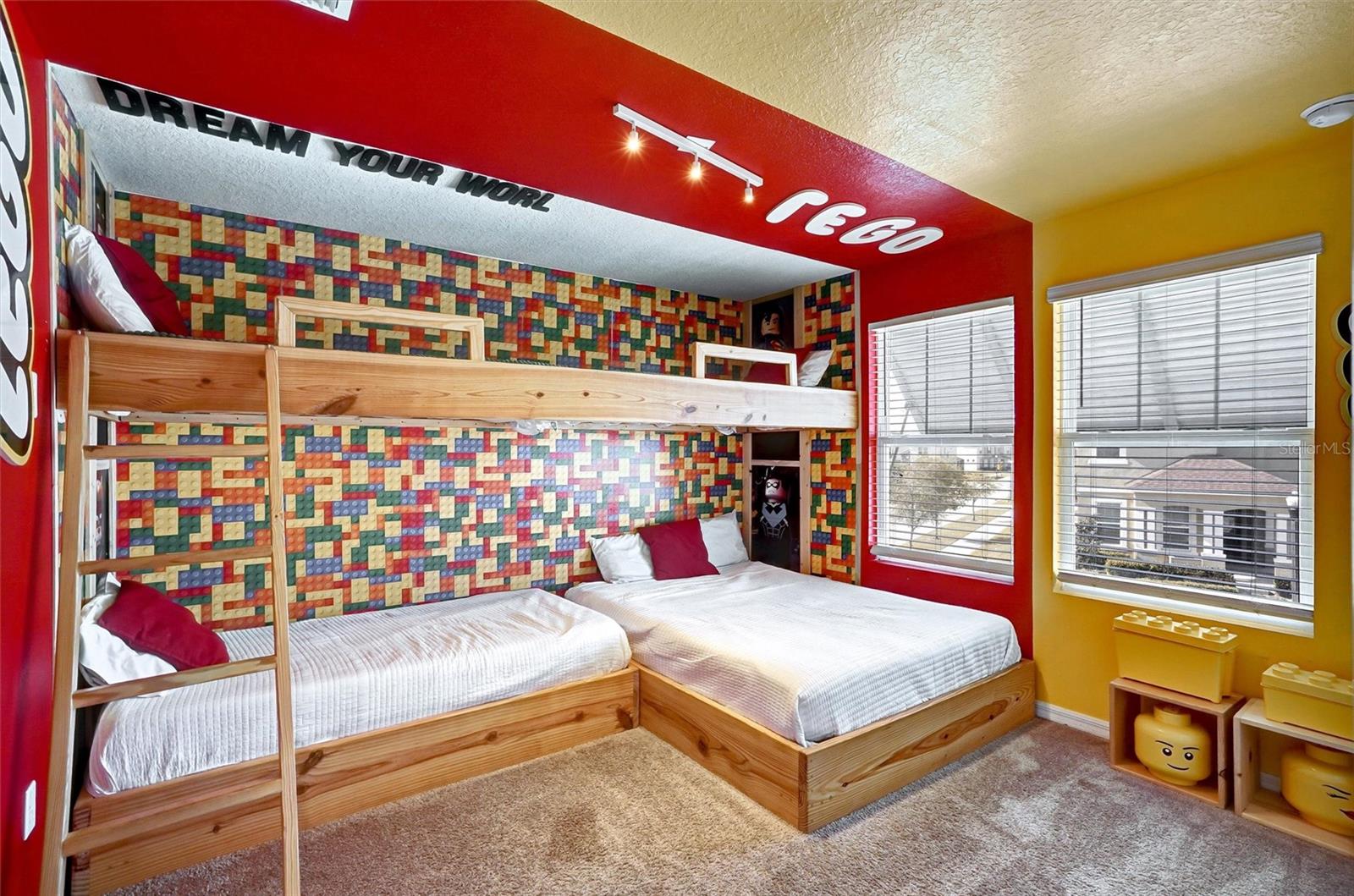 SOLARA RESORT VACATION VILLAS REP - Residential