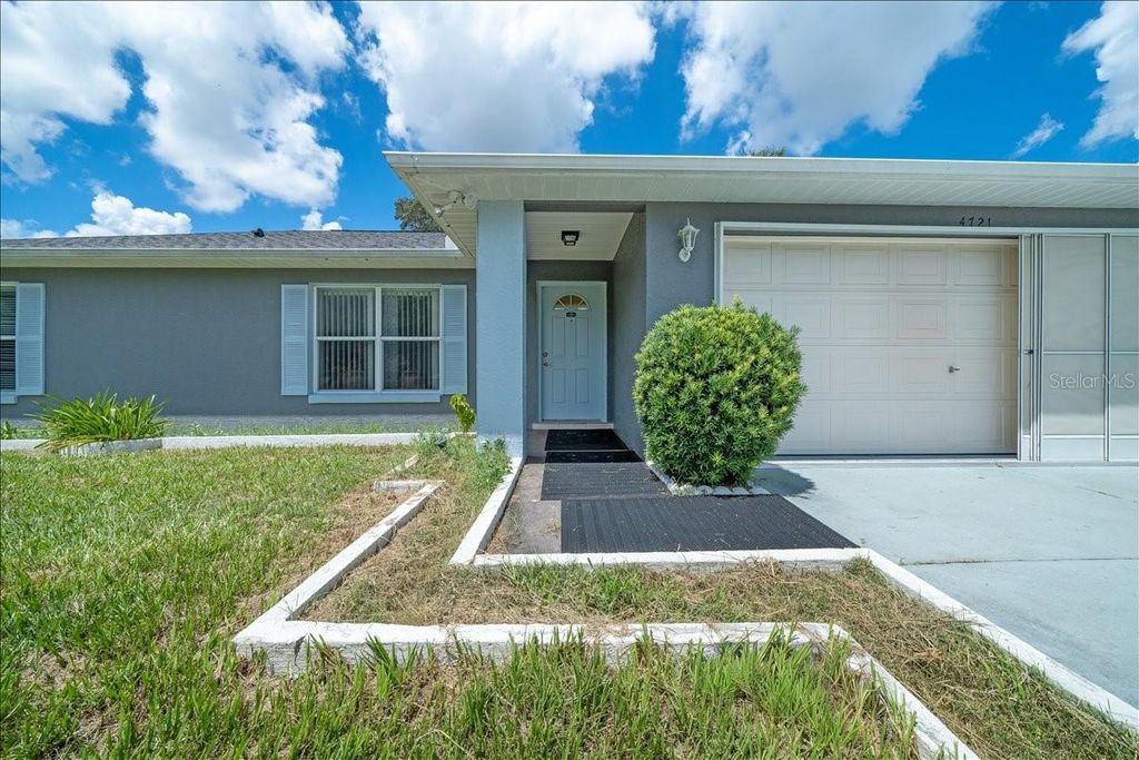 Photo of 4721 SW 142nd Place Road, Ocala, FL 34473 (MLS # V4947491)