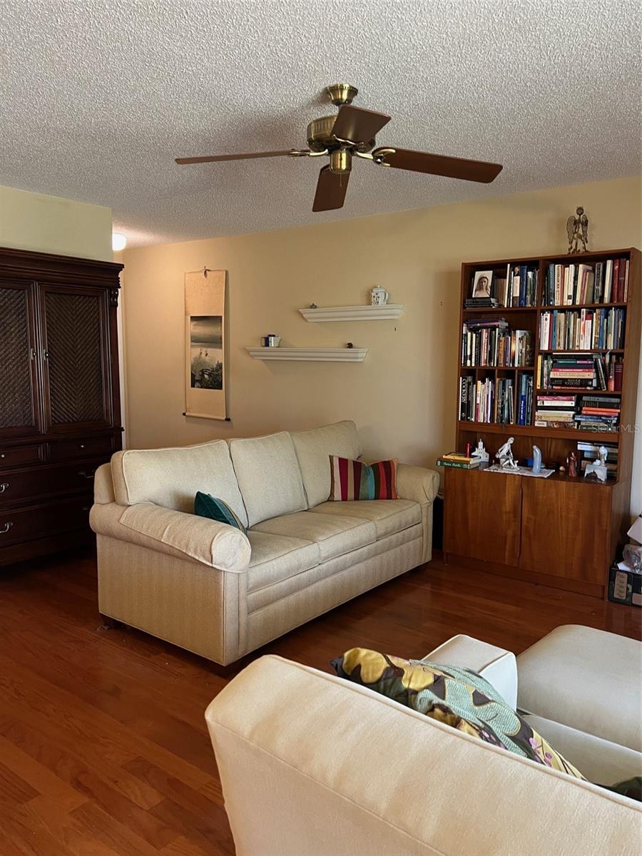 8405 LAURELON PLACE NA