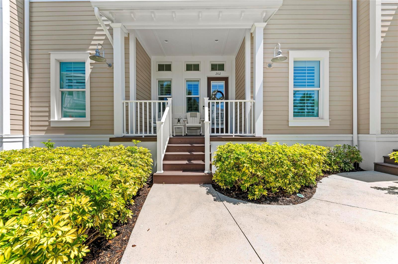 EDGEWATER WALK II/HARBOUR ISLE - Residential