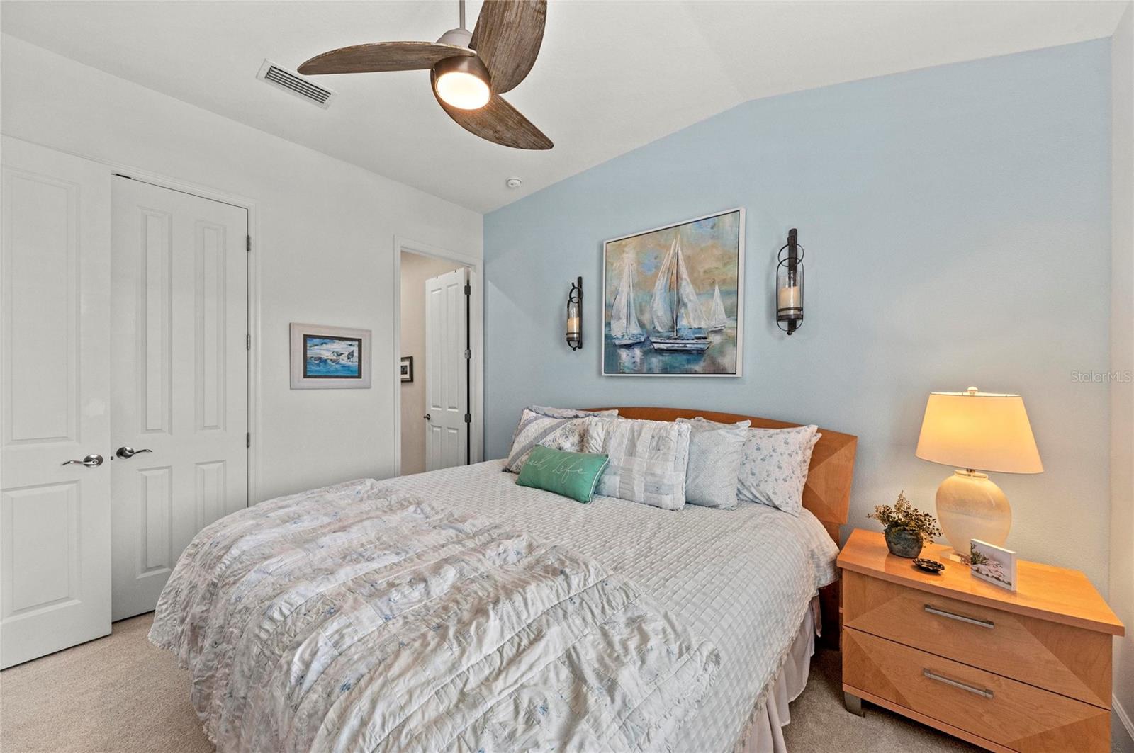 EDGEWATER WALK II/HARBOUR ISLE - Residential