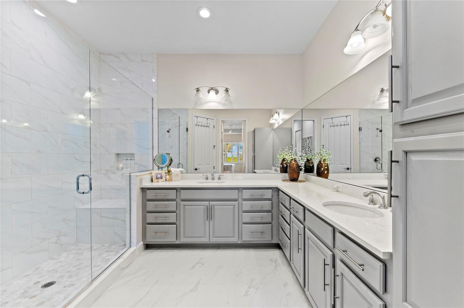 EDGEWATER WALK II/HARBOUR ISLE - Residential