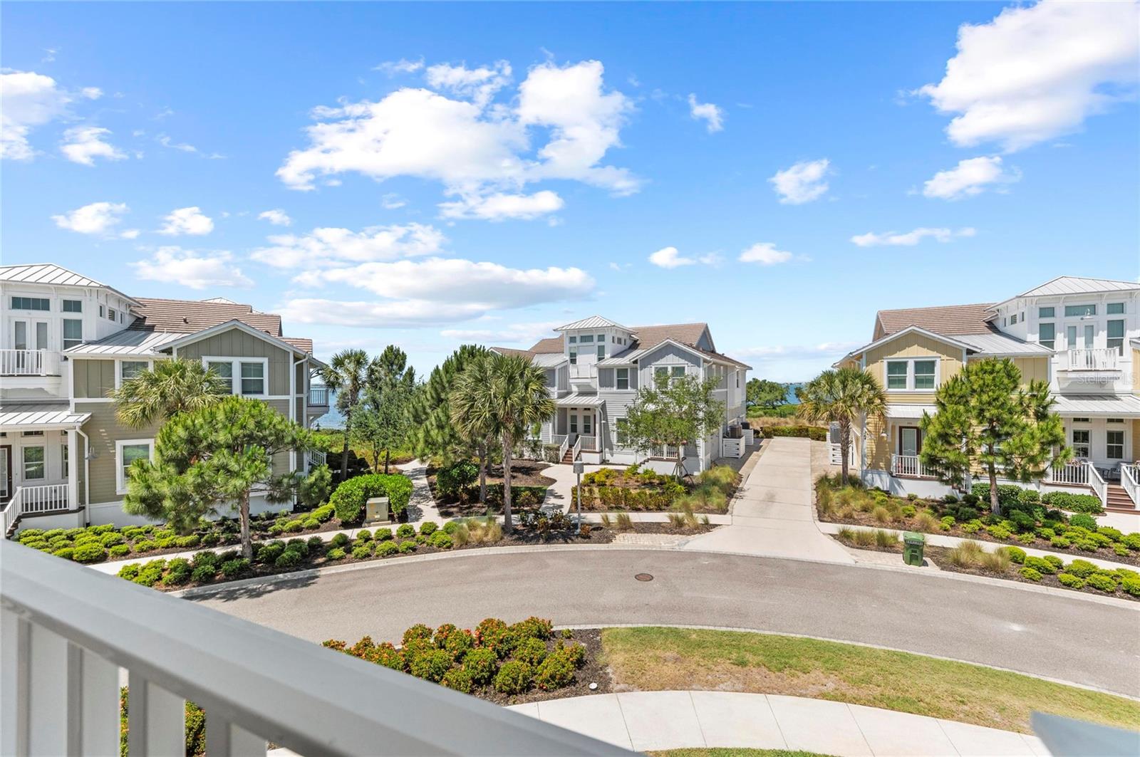 EDGEWATER WALK II/HARBOUR ISLE - Residential