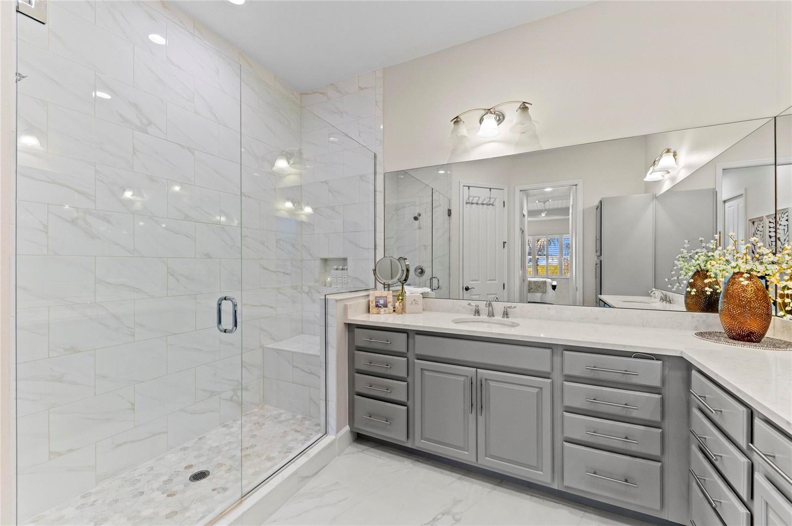 EDGEWATER WALK II/HARBOUR ISLE - Residential