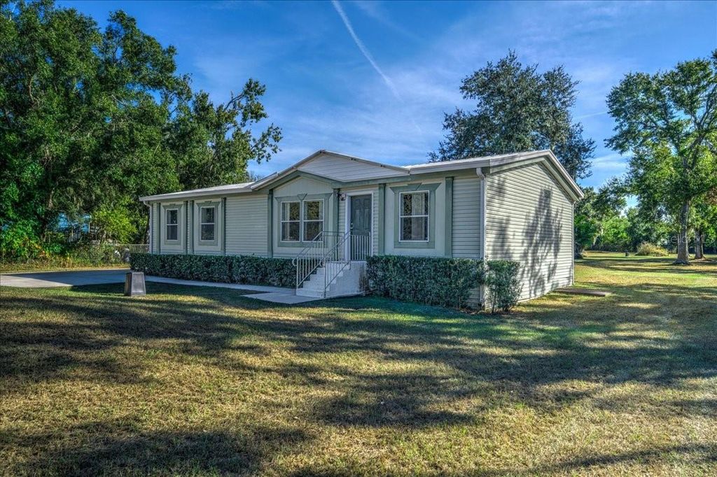 Photo of 12101 Glenhill Drive, Riverview, FL 33569 (MLS # TB8448311)