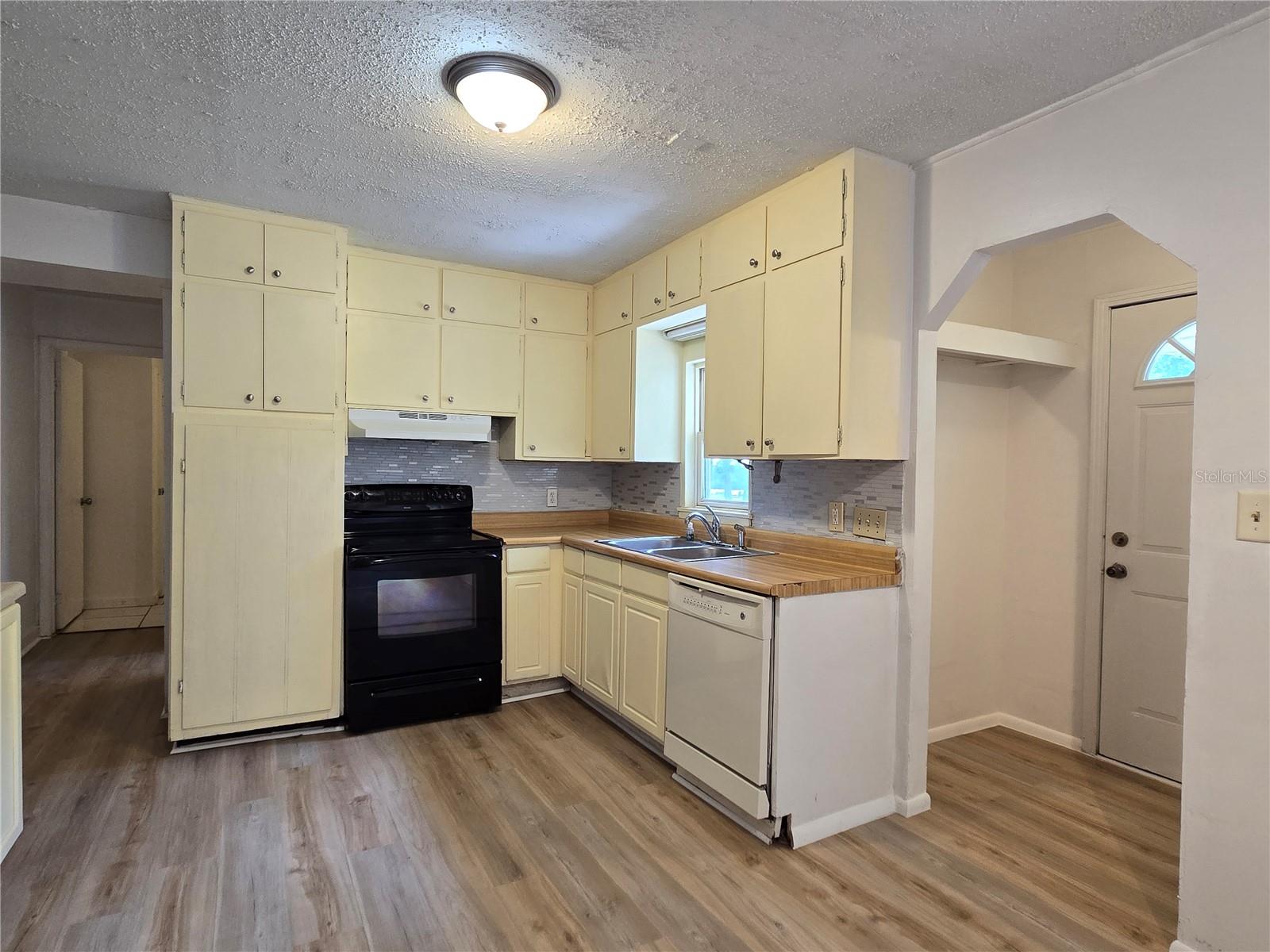 5439 COUNTY ROAD 579