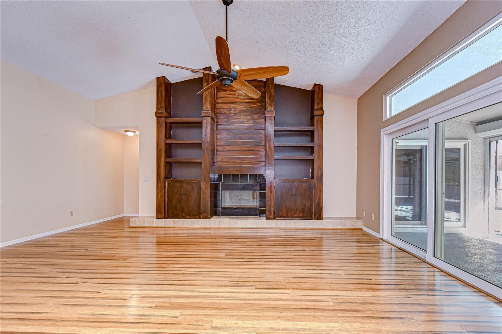 COUNTRYWAY - Residential