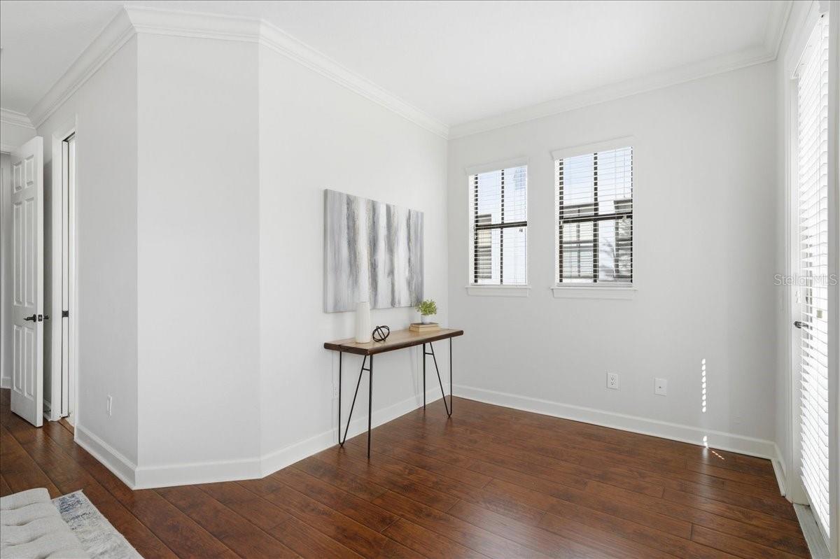 PACKWOOD TWNHMS - Residential