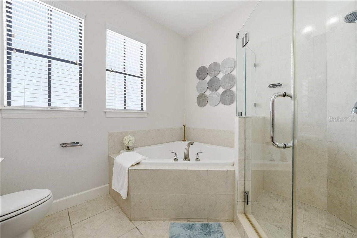 PACKWOOD TWNHMS - Residential