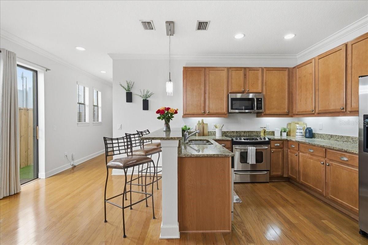 PACKWOOD TWNHMS - Residential