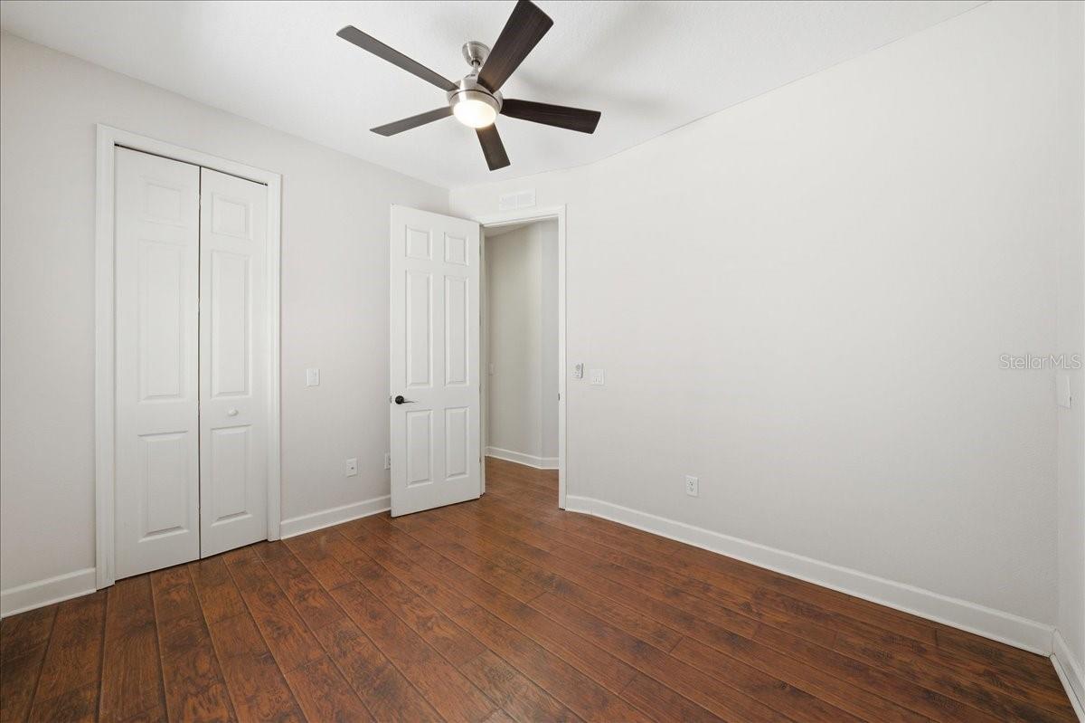 PACKWOOD TWNHMS - Residential