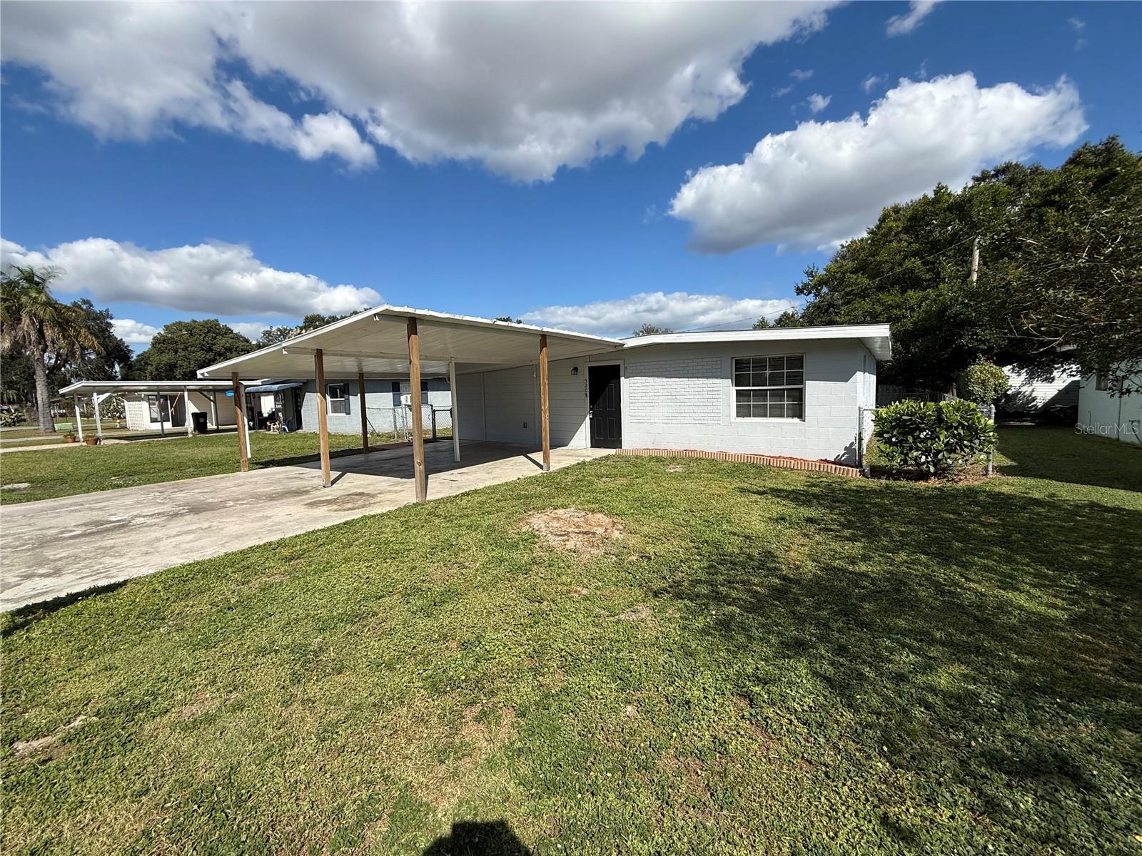 ZEPHYRHILLS COLONY CO - Residential Lease