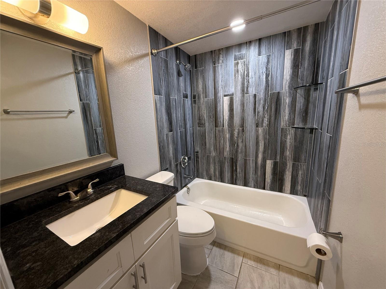 ZEPHYRHILLS COLONY CO - Residential Lease