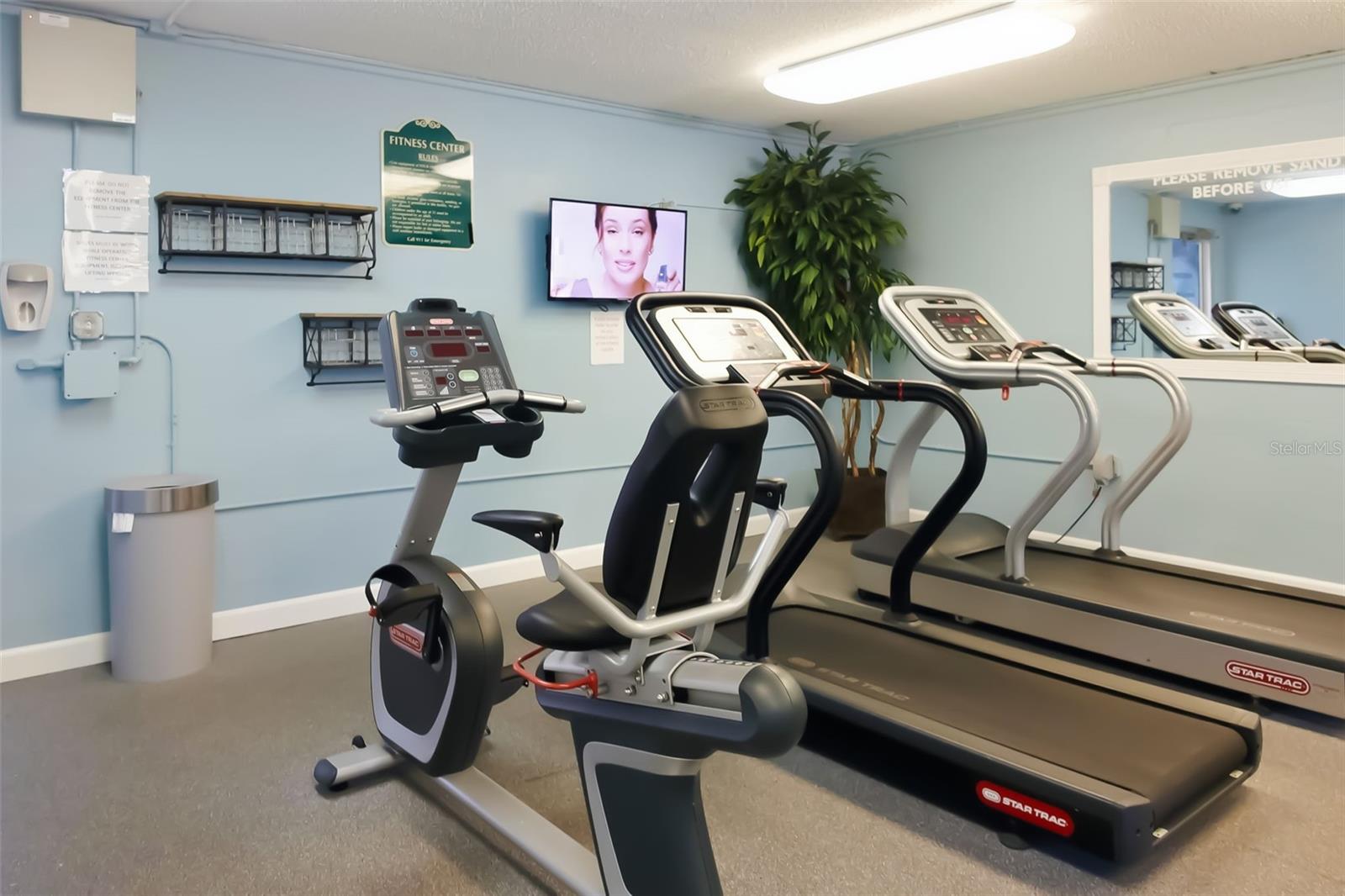 SARASOTA SURF & RACQUET - Residential