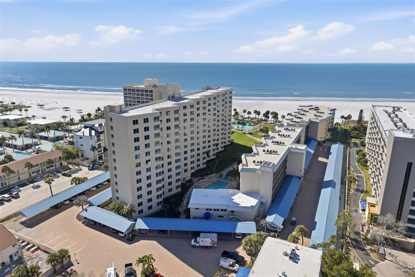 SARASOTA SURF & RACQUET - Residential