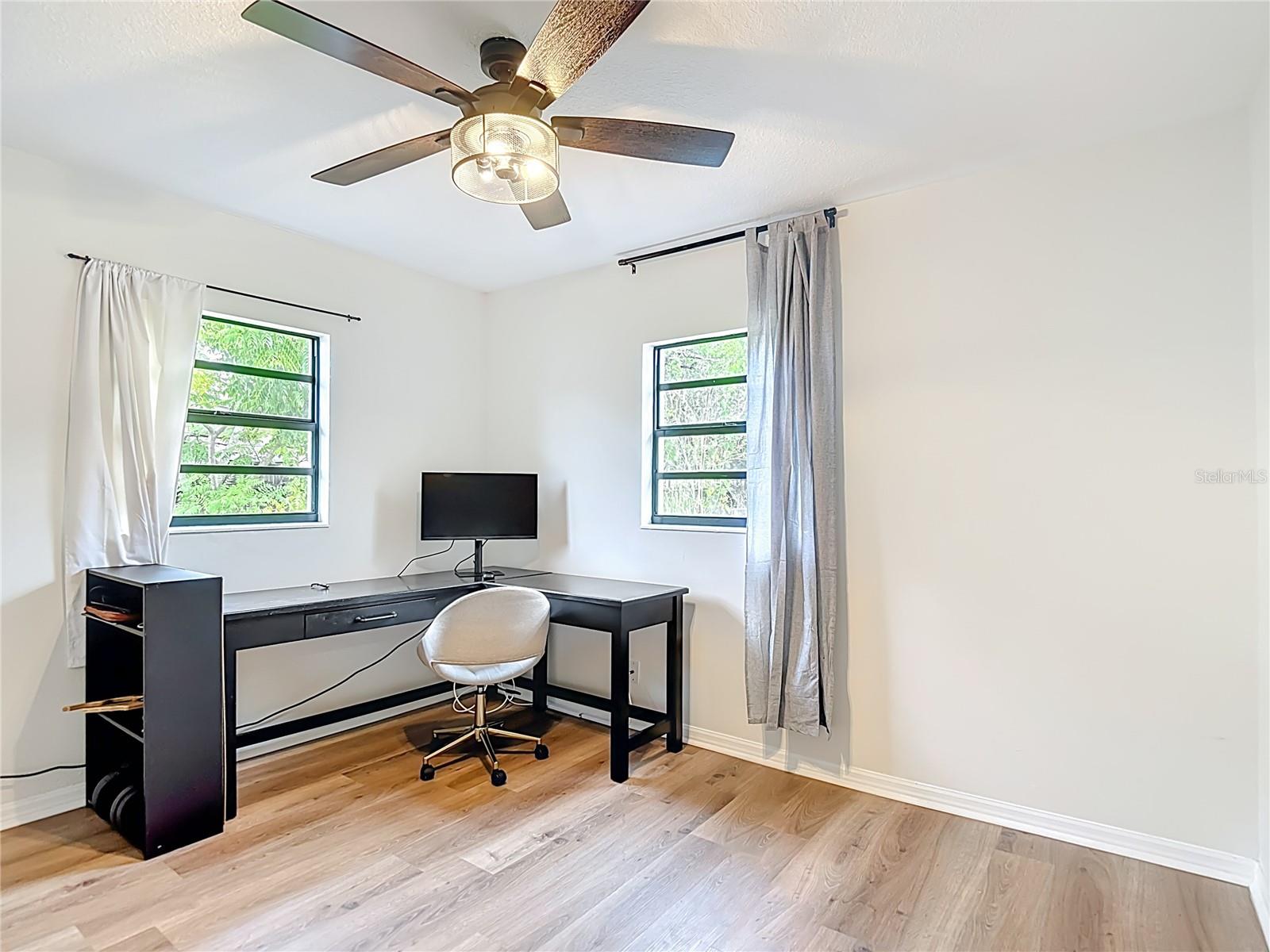 NORTH TAMPA ESTATES - Residential