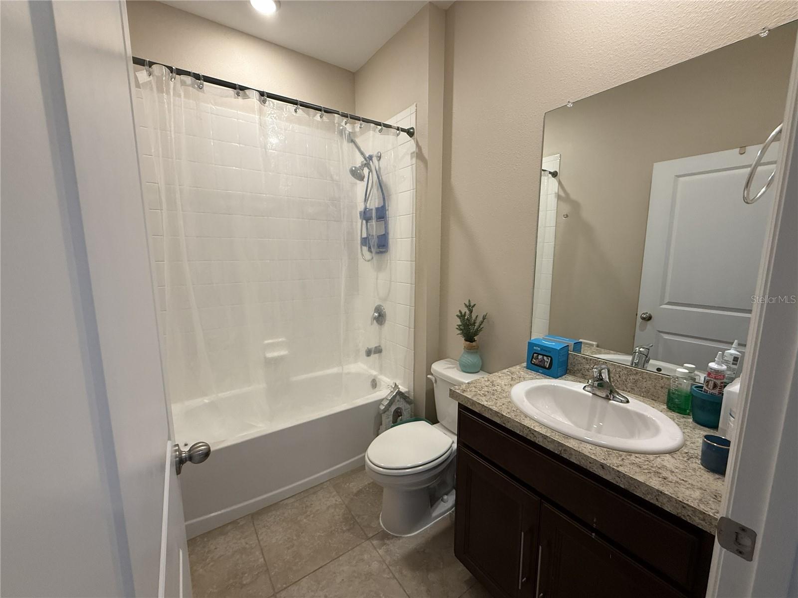 SOUTHERN OAKS PH I & II - Residential