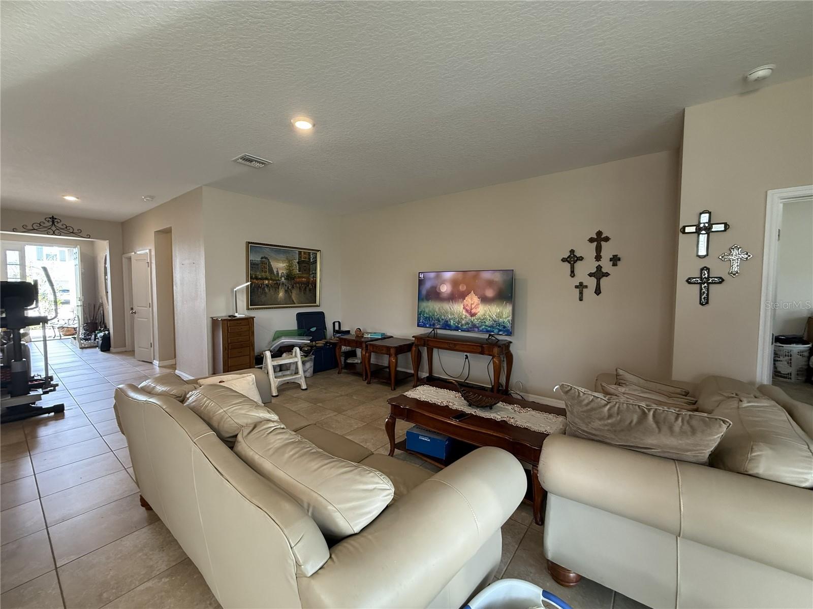 SOUTHERN OAKS PH I & II - Residential