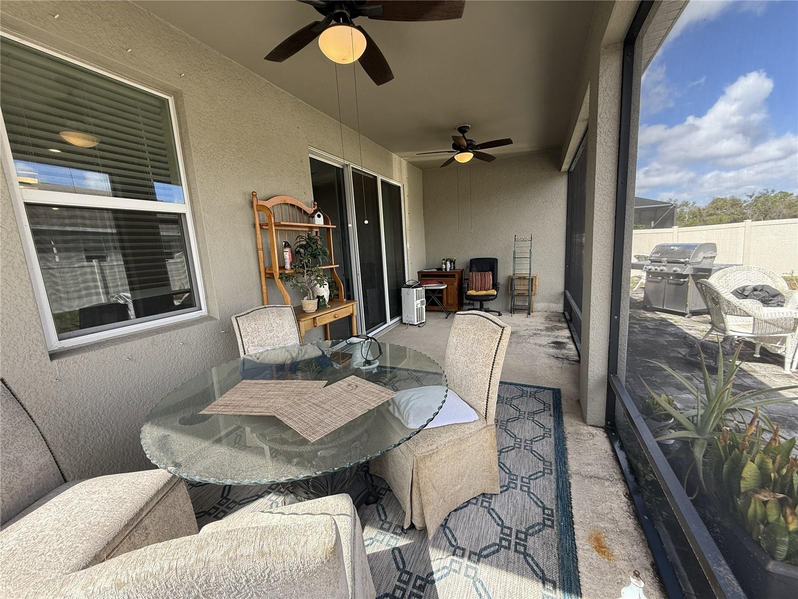 SOUTHERN OAKS PH I & II - Residential