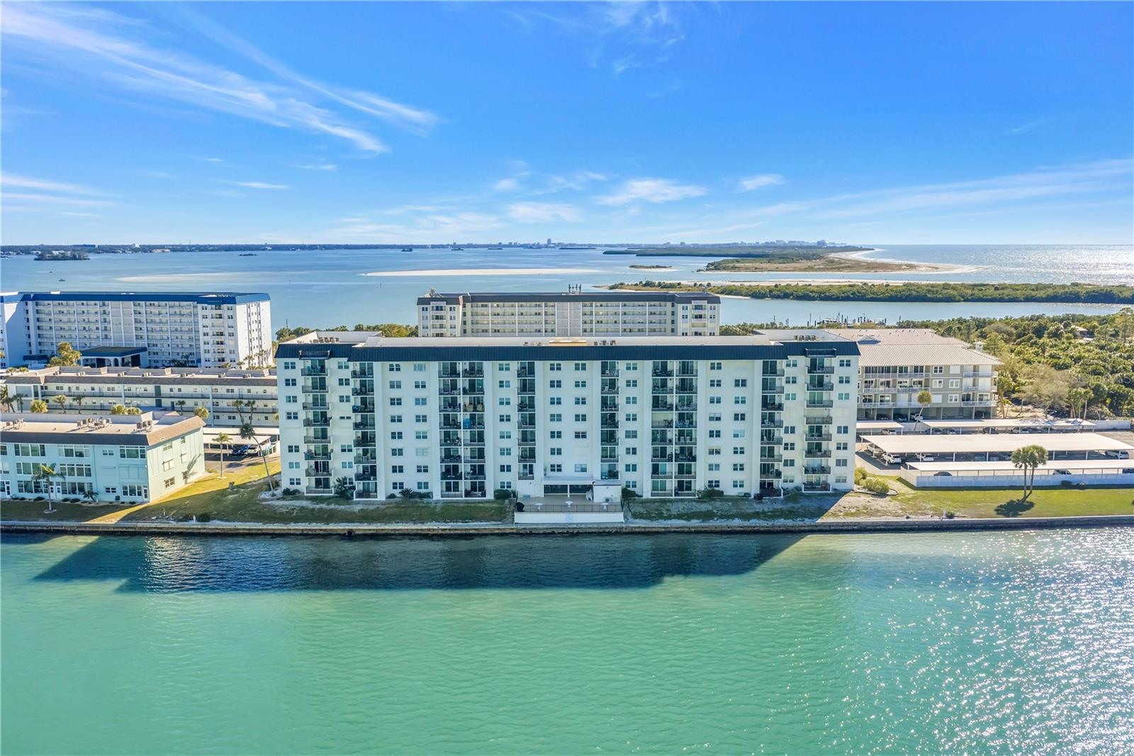 ROYAL STEWART ARMS - Residential