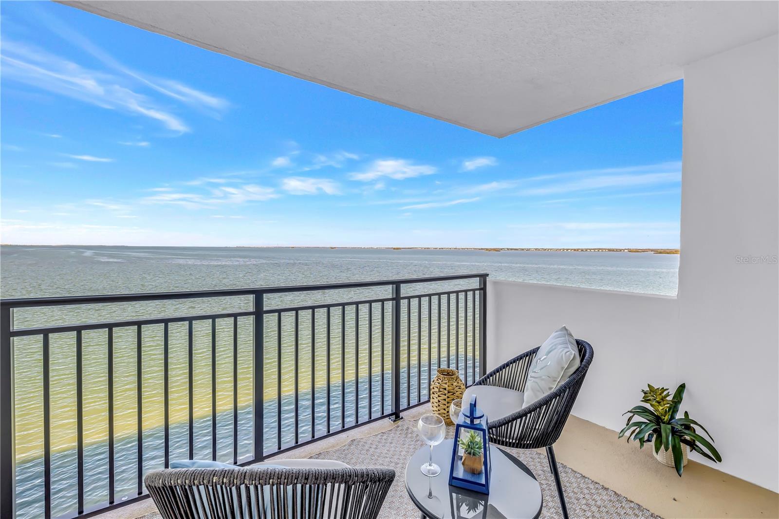 ROYAL STEWART ARMS - Residential