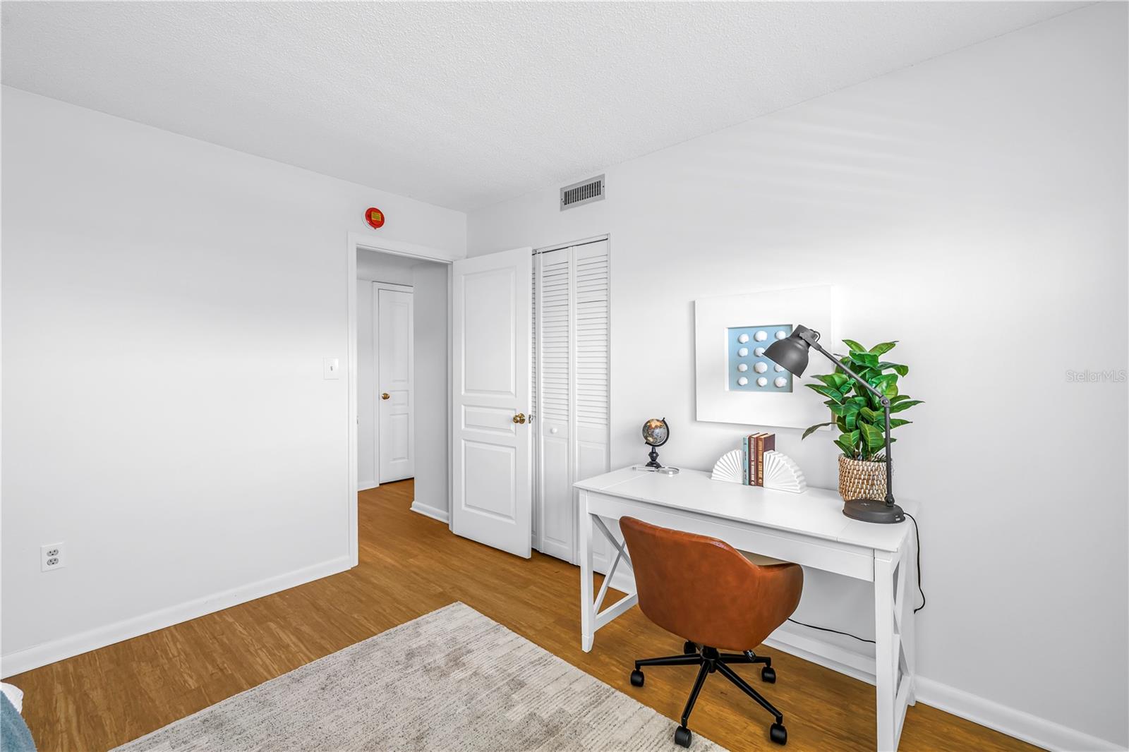 ROYAL STEWART ARMS - Residential