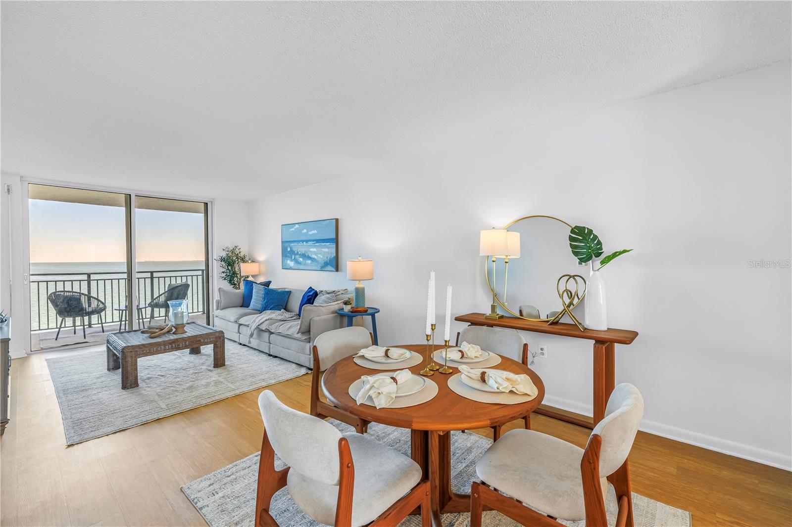 ROYAL STEWART ARMS - Residential