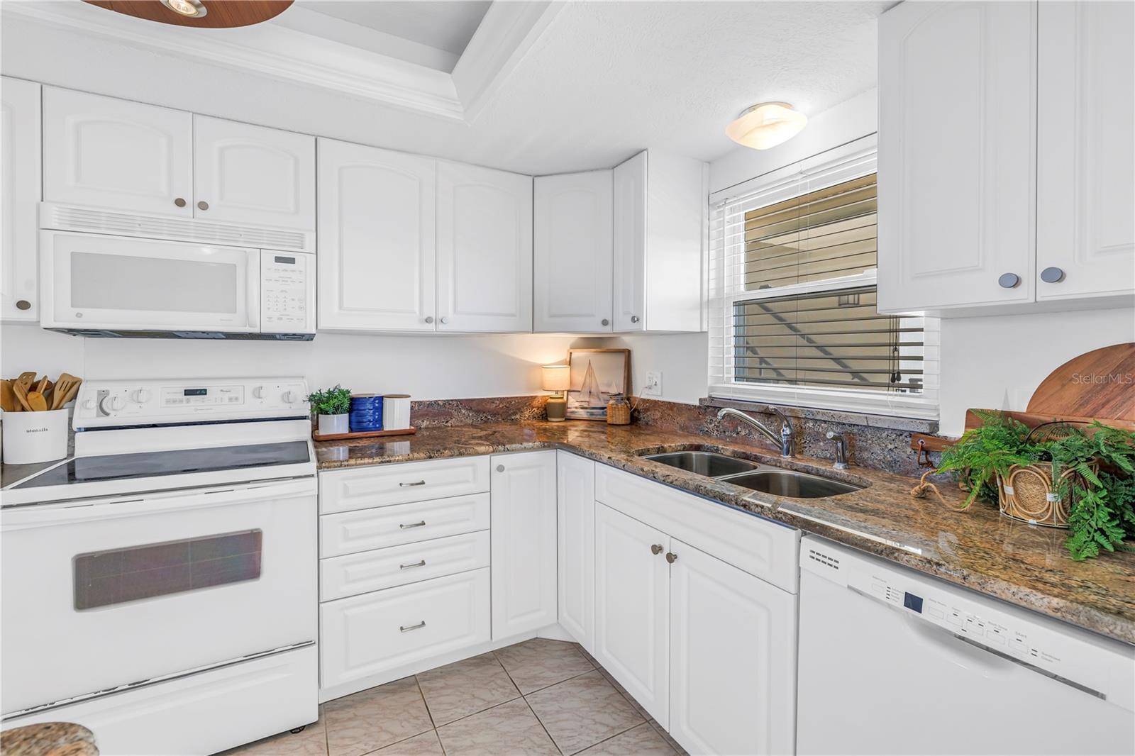 ROYAL STEWART ARMS - Residential