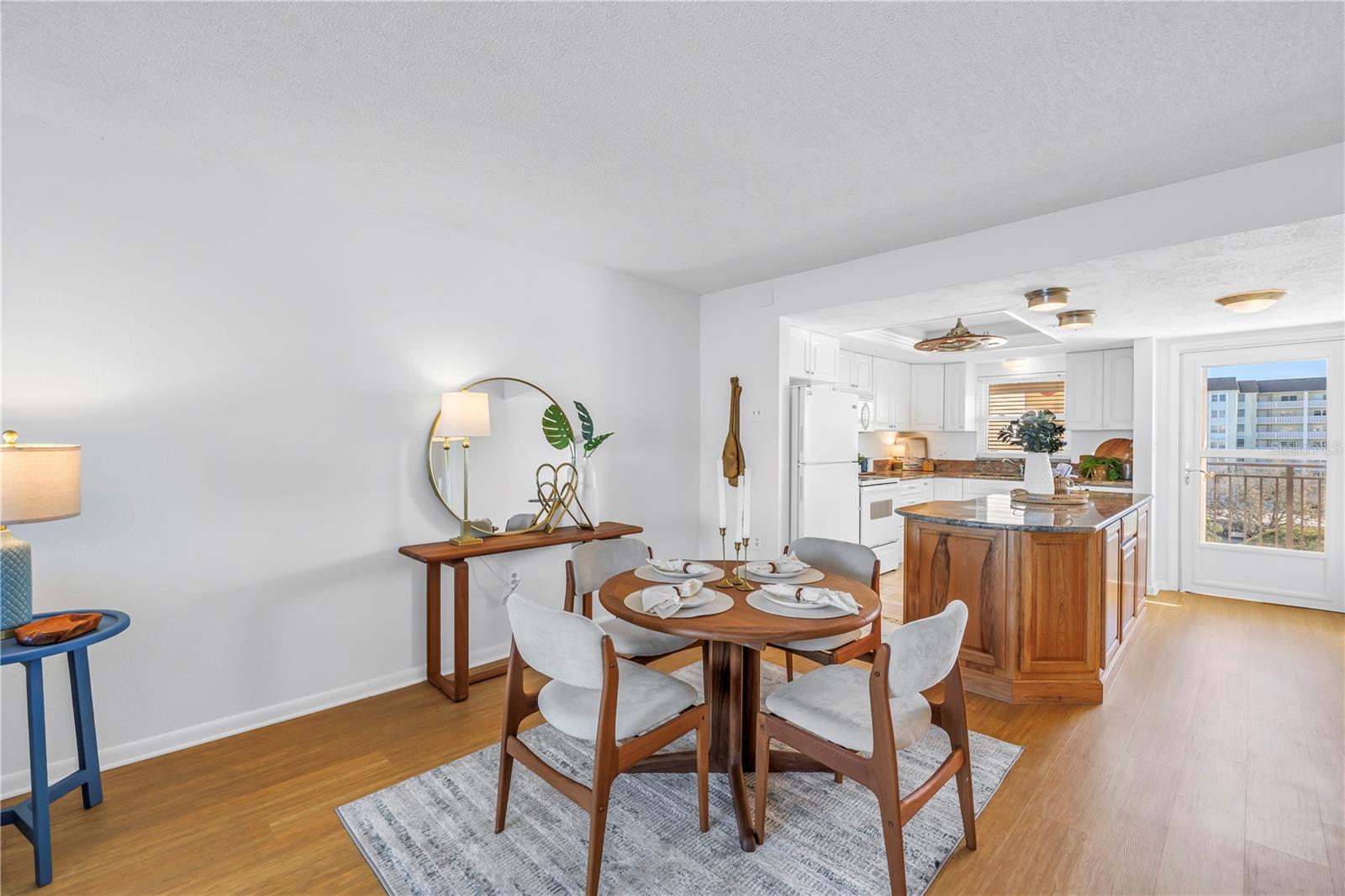 ROYAL STEWART ARMS - Residential