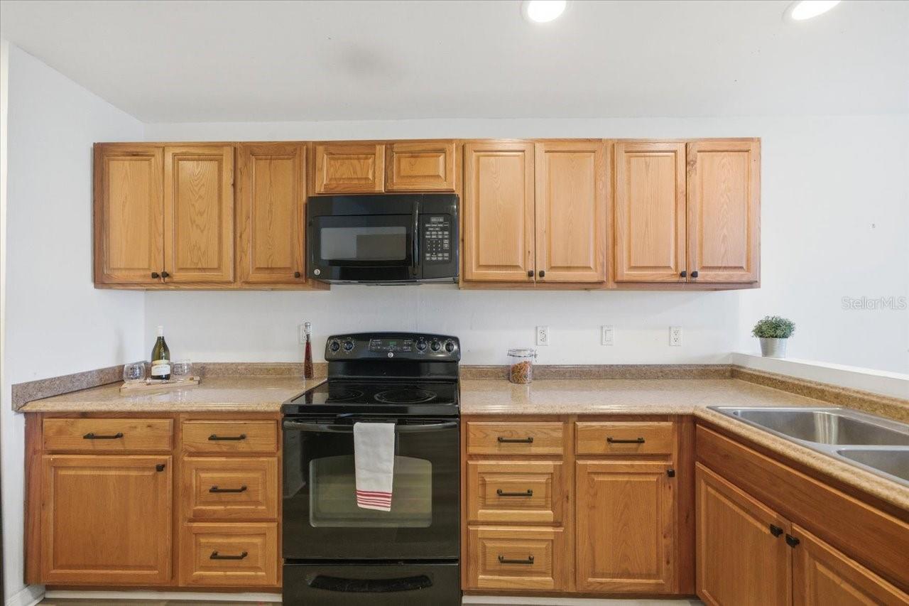 JASMINE HILLS - Residential