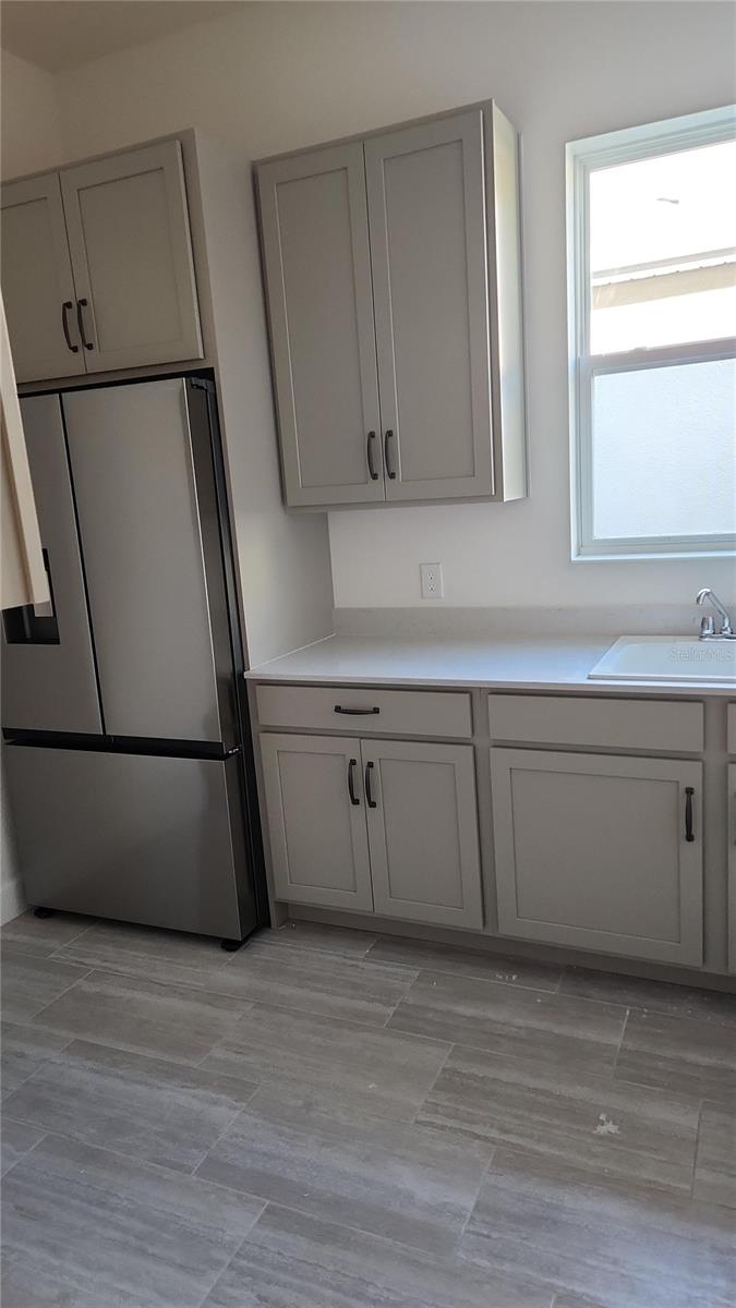 1083 WOOD DALE CIRCLE