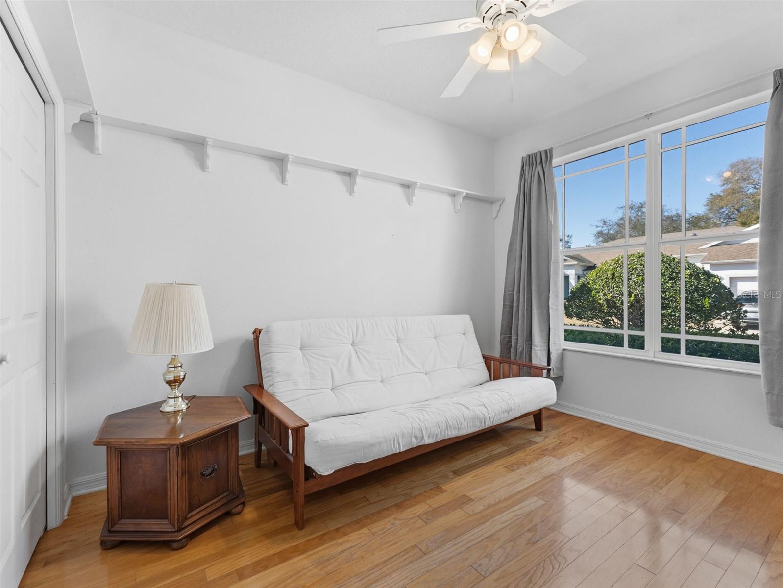 MEADOWOOD OAKS - Residential