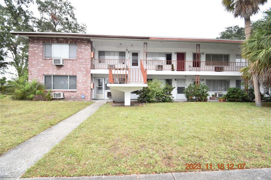 1 Bedroom 1 Bathroom Clearwater Condo with 585 sq ft of living space.
Welcome to the centrally located community of Shelley Gardens!
LOCATION LOCATION LOCATION!! Close to everything!
First floor unit, no stairs to climb!
Water, sewer, trash and lawn included in rent! Just need electric and wifi.
Ceramic tile where you need it is so easy to clean and maintain.
Wood flooring is sure to accentuate any and all decor!
Spacious living room that offers an abundance of natural light.
Kitchen appliances include range and refrigerator.
Enclosed back porch area is perfect for extra storage needs.
Hall Linen closet to keep your household items organized.
Window blinds allow in just the right amount of light.
Ceiling fans will be sending you a cool breeze.
SORRY, NO PETS ALLOWED AT THIS UNIT.
Home has a single designated parking spot.
Convenient to all major roads, bridges, tons of shopping and more.