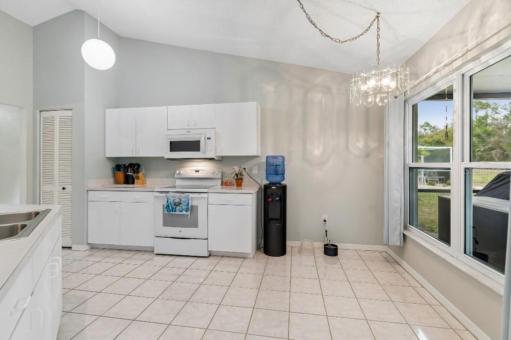 SUN CITY CENTER UNIT 150 PH - Residential