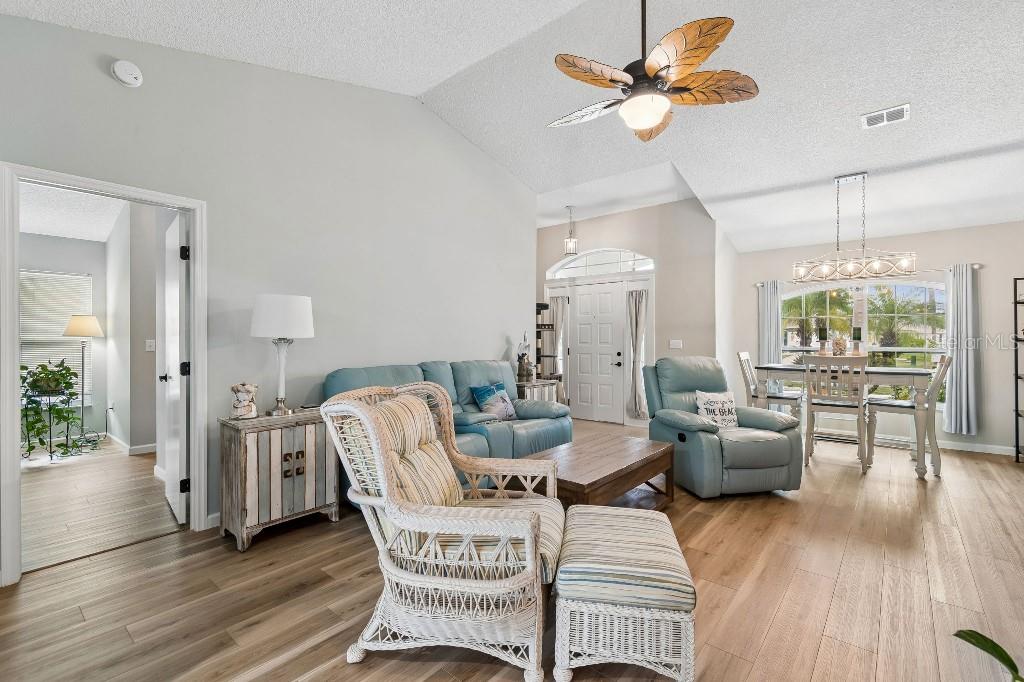 SUN CITY CENTER UNIT 150 PH - Residential