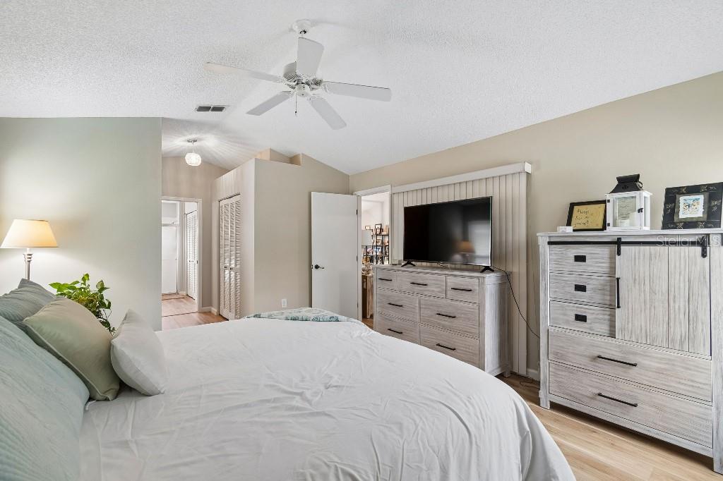 SUN CITY CENTER UNIT 150 PH - Residential