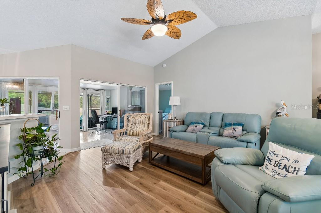 SUN CITY CENTER UNIT 150 PH - Residential