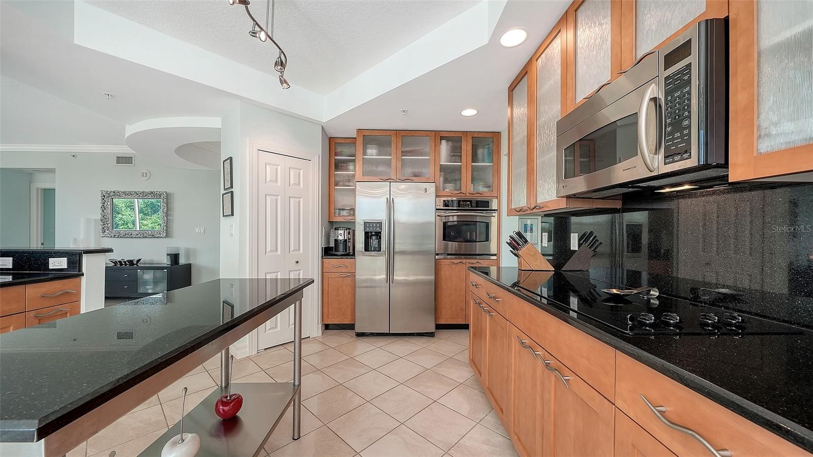 MERIDIAN AT THE OAKS PRESERVE - Residential