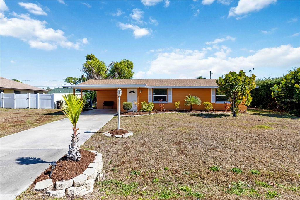 Photo of 3035 Shamrock Drive, Venice, FL 34293 (MLS # A4682132)