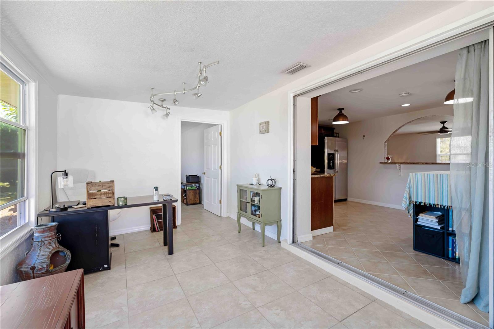 SOUTH VENICE - Residential