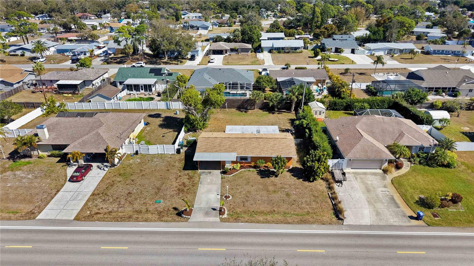 SOUTH VENICE - Residential