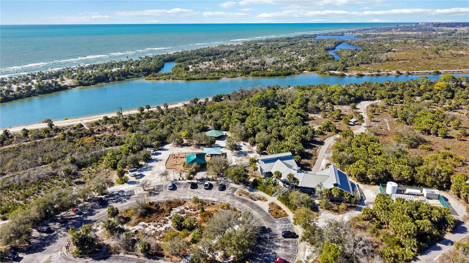 SOUTH VENICE - Residential