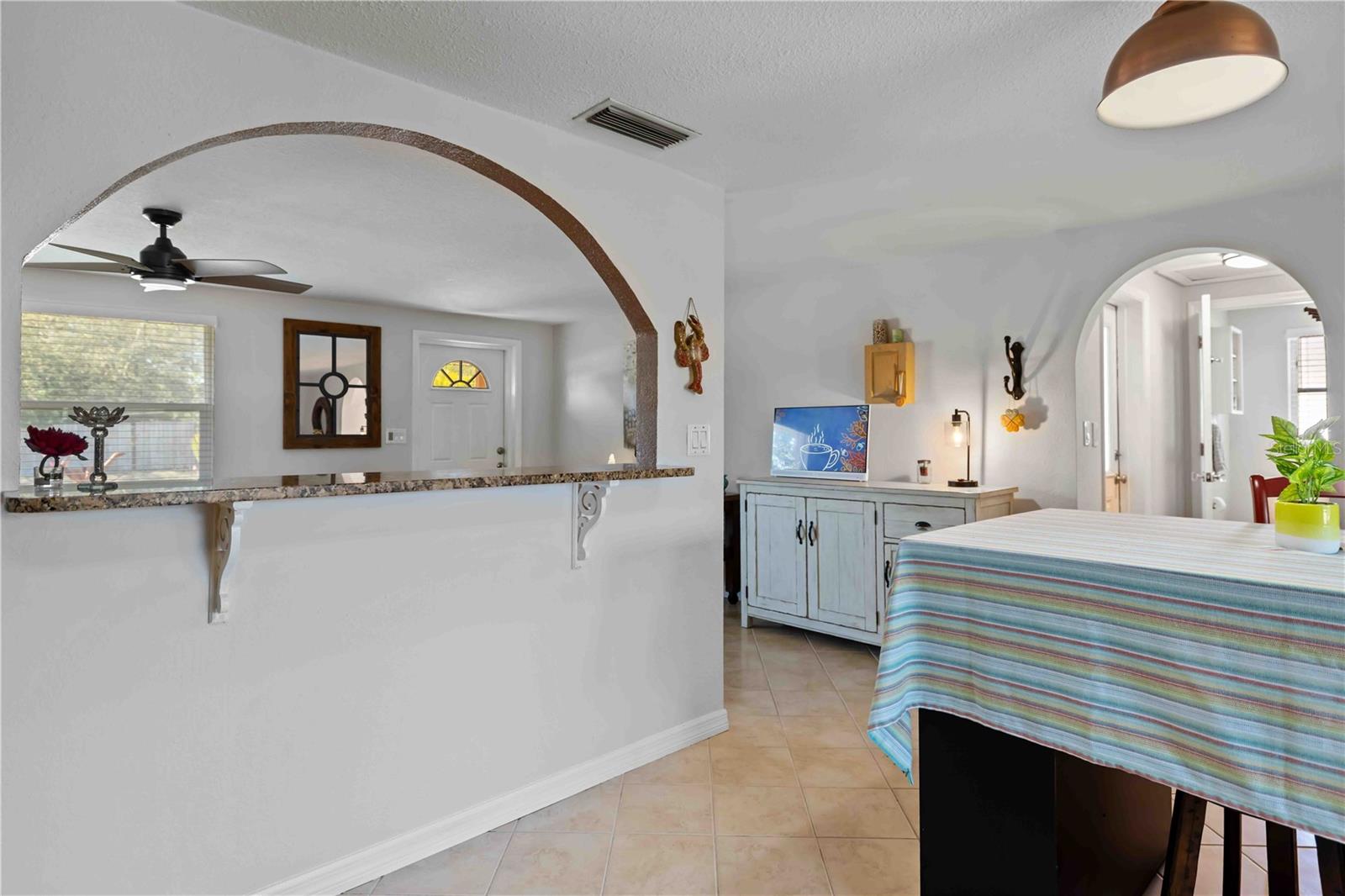 SOUTH VENICE - Residential