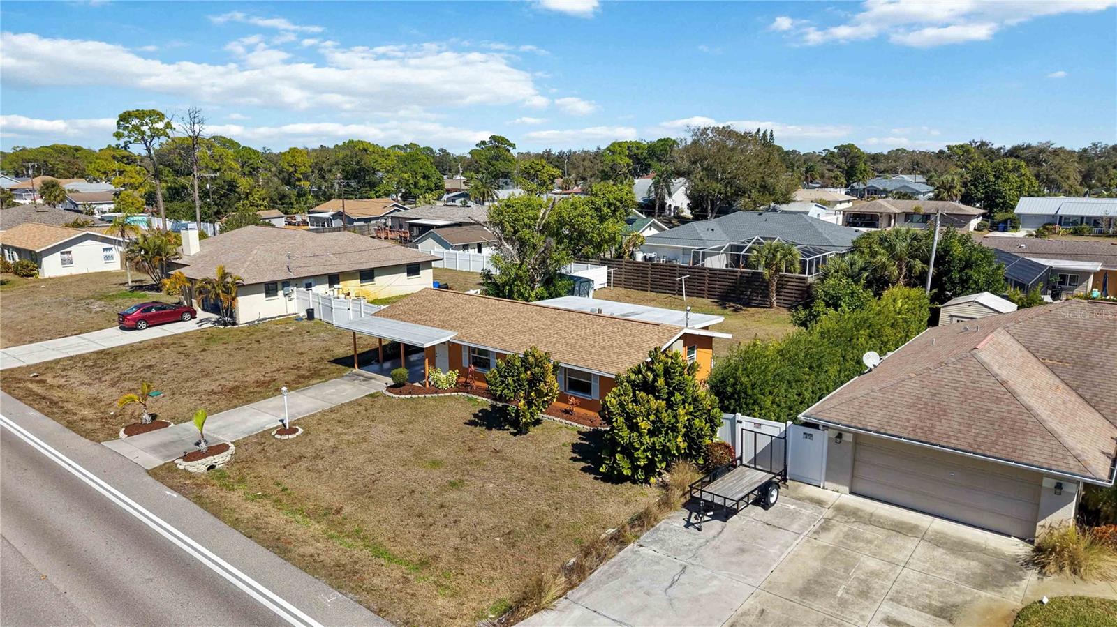 SOUTH VENICE - Residential