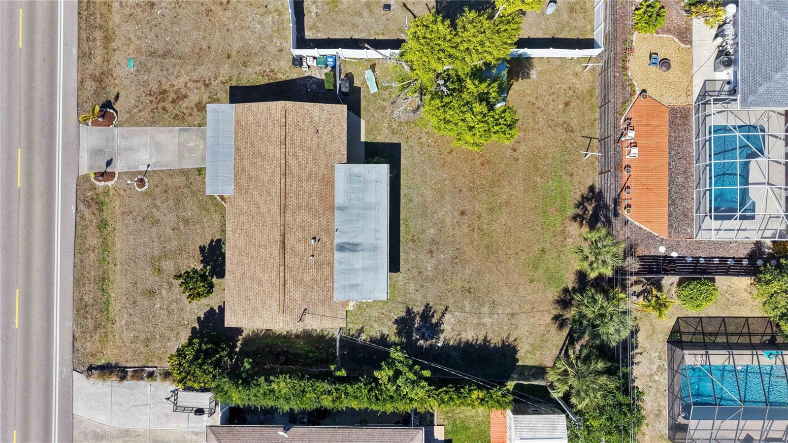 SOUTH VENICE - Residential