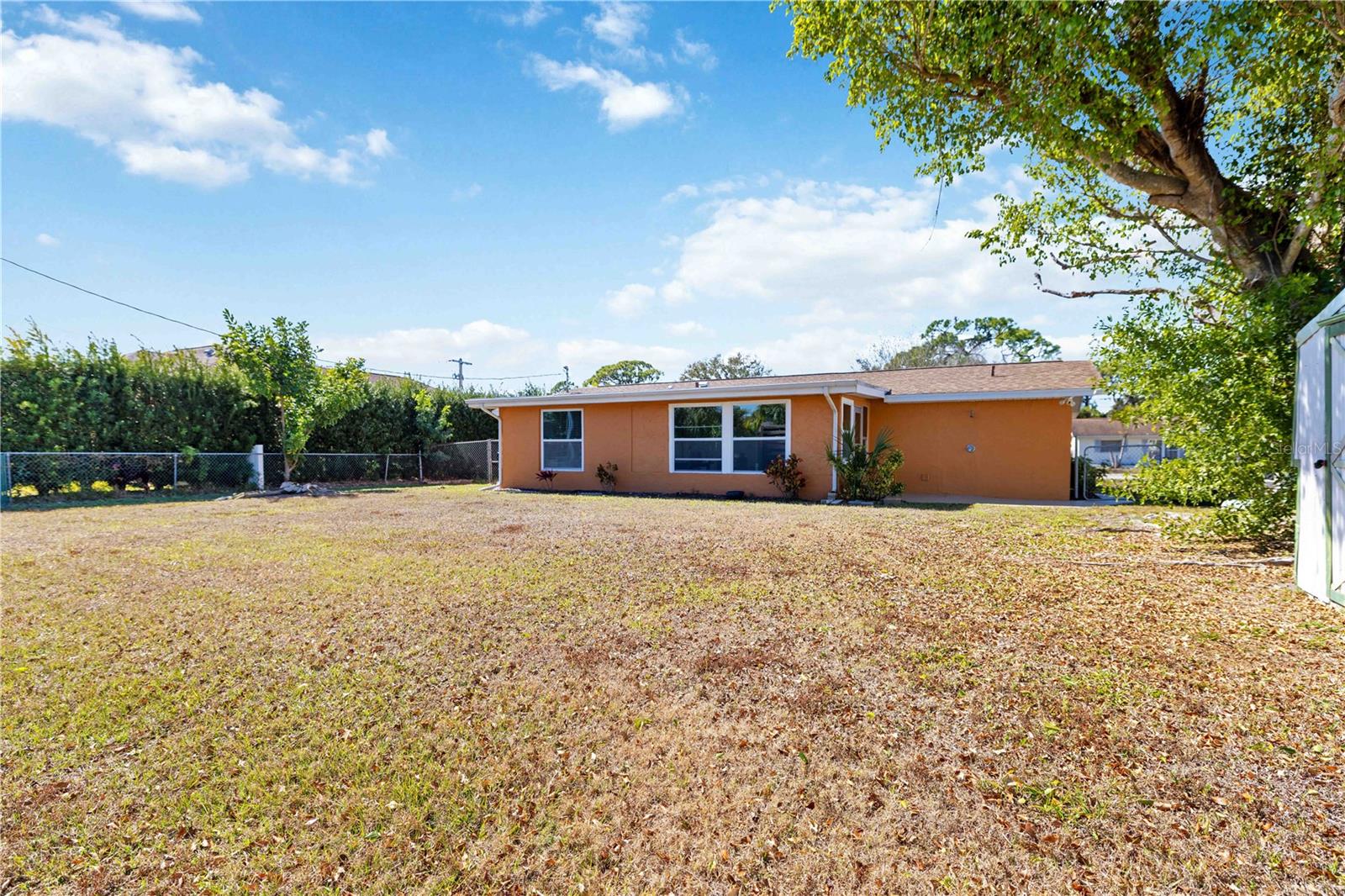 SOUTH VENICE - Residential