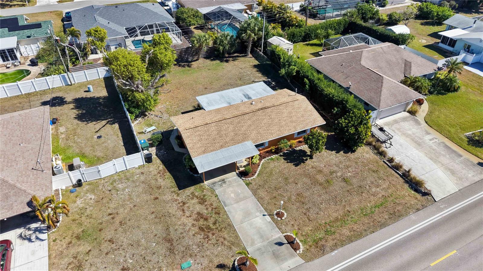 SOUTH VENICE - Residential